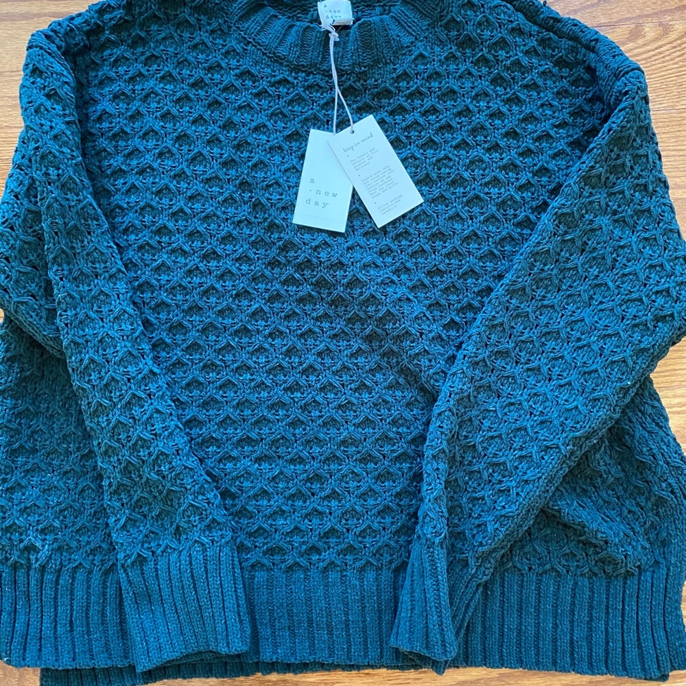 BNWT A New Day XL green sweater.